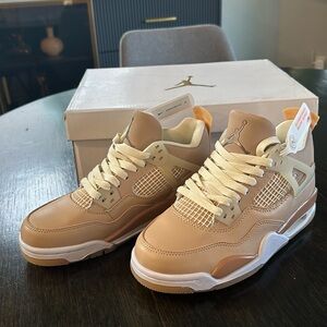 Women’s Air Jordan 4 Retro Shimmer size 6.5, Brand new never been worn